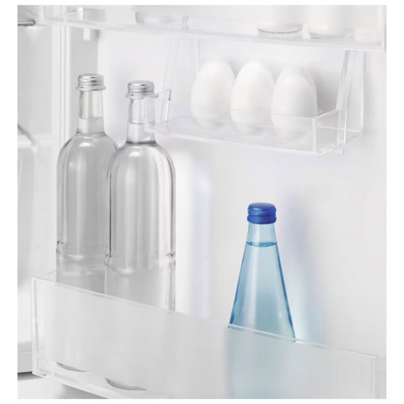 Холодильник Electrolux KRS4DE18S