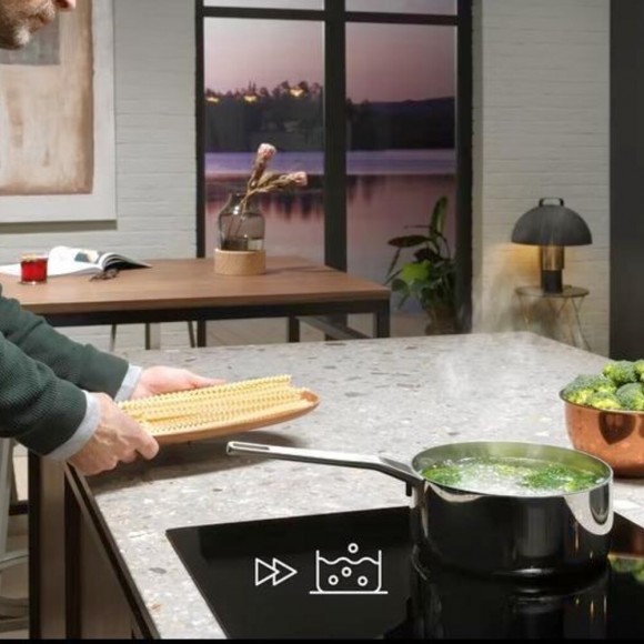 Варочная панель Electrolux CIR60430