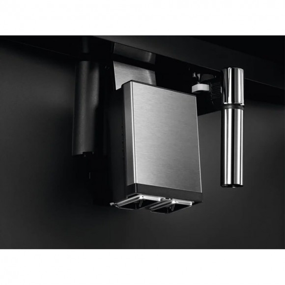 Кофемашина встраиваемая AEG KKB894500B