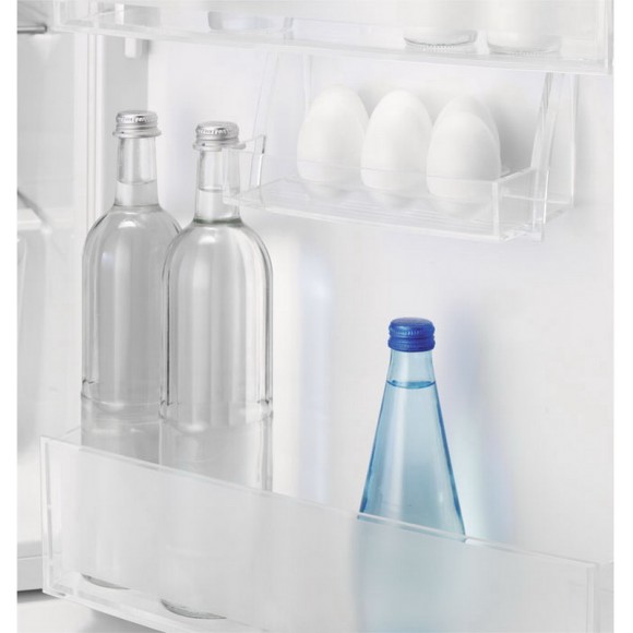 Холодильник комбинированный встраиваемый Electrolux LFB2AE88S1