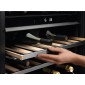 Винный шкаф Electrolux EWUD040B8B