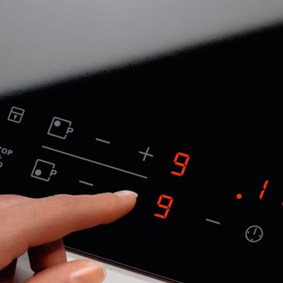 Варочная панель Electrolux EHF 6346 XOK