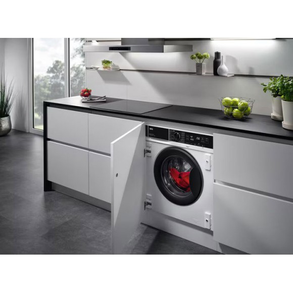 Стирально-сушильная машина встраиваемая AEG L7WBE68SI