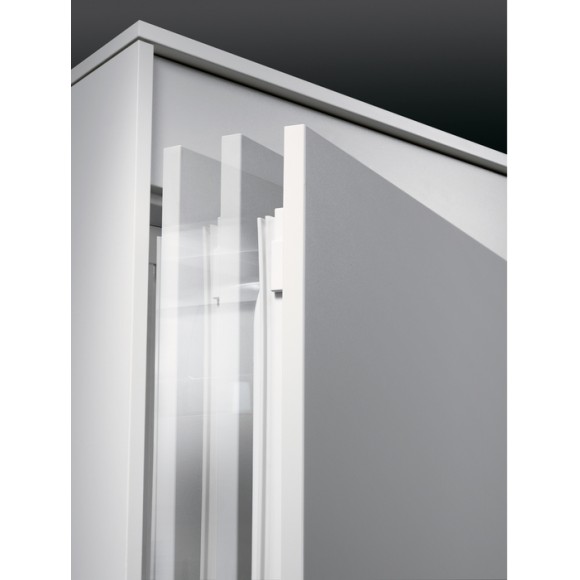 Холодильник встраиваемый AEG SKE818E1DC