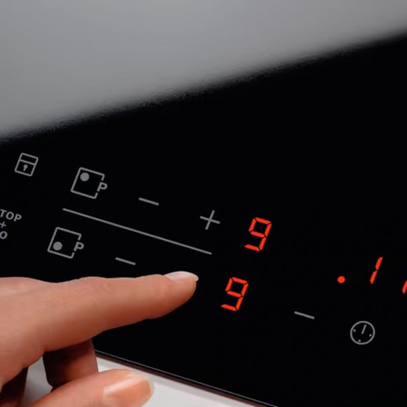 Варочная панель Electrolux EHF 6343 FOK