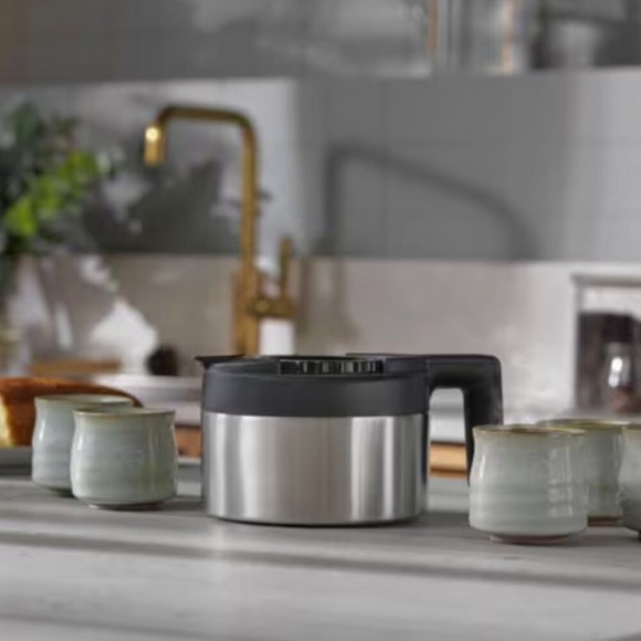 Встраиваемая кофемашина Electrolux KBC85Z