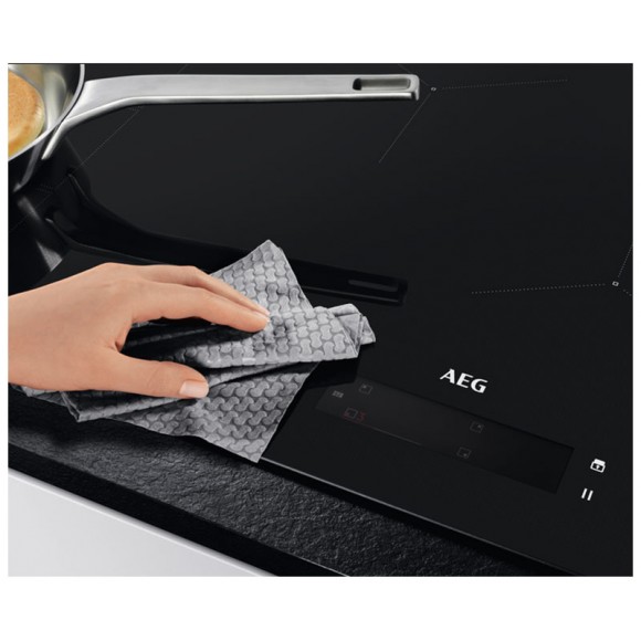Индукционная варочная поверхность AEG IAE84851FB