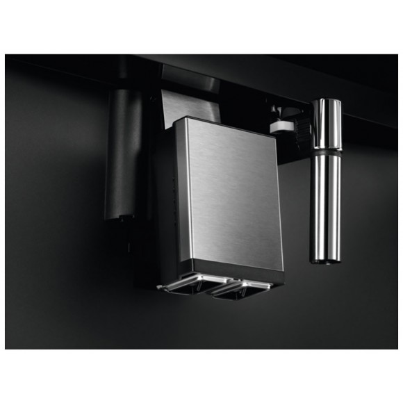 Кофемашина встраиваемая AEG KKK994500M