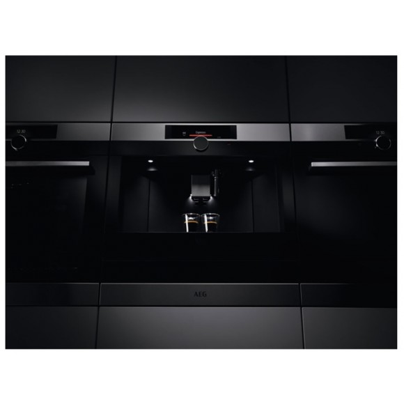 Кофемашина встраиваемая AEG KKK994500M