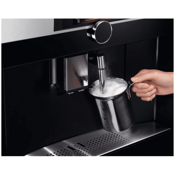Кофемашина встраиваемая AEG KKK994500M