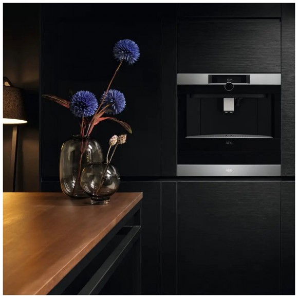 Кофемашина встраиваемая AEG KKK994500M