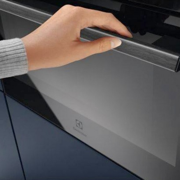 Встраиваемая микроволновая печь Electrolux EVM 6E46Z