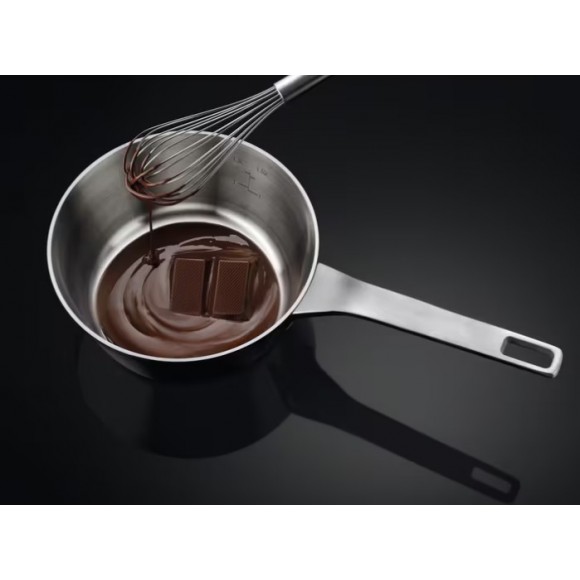 Индукционная варочная поверхность AEG IKB64413FB