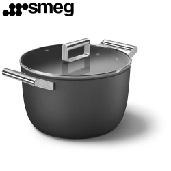 Кастрюля SMEG CKFC2611BLM с двумя ручками и крышкой 26 см, черная 