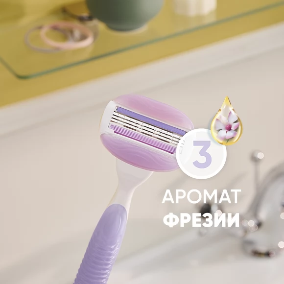 Подарочный набор Gillette Venus ComfortGlide со сменной кассетой и шампунем